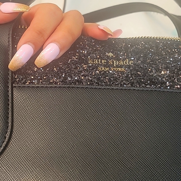 Kate Spade Purse - Picture 2 of 6